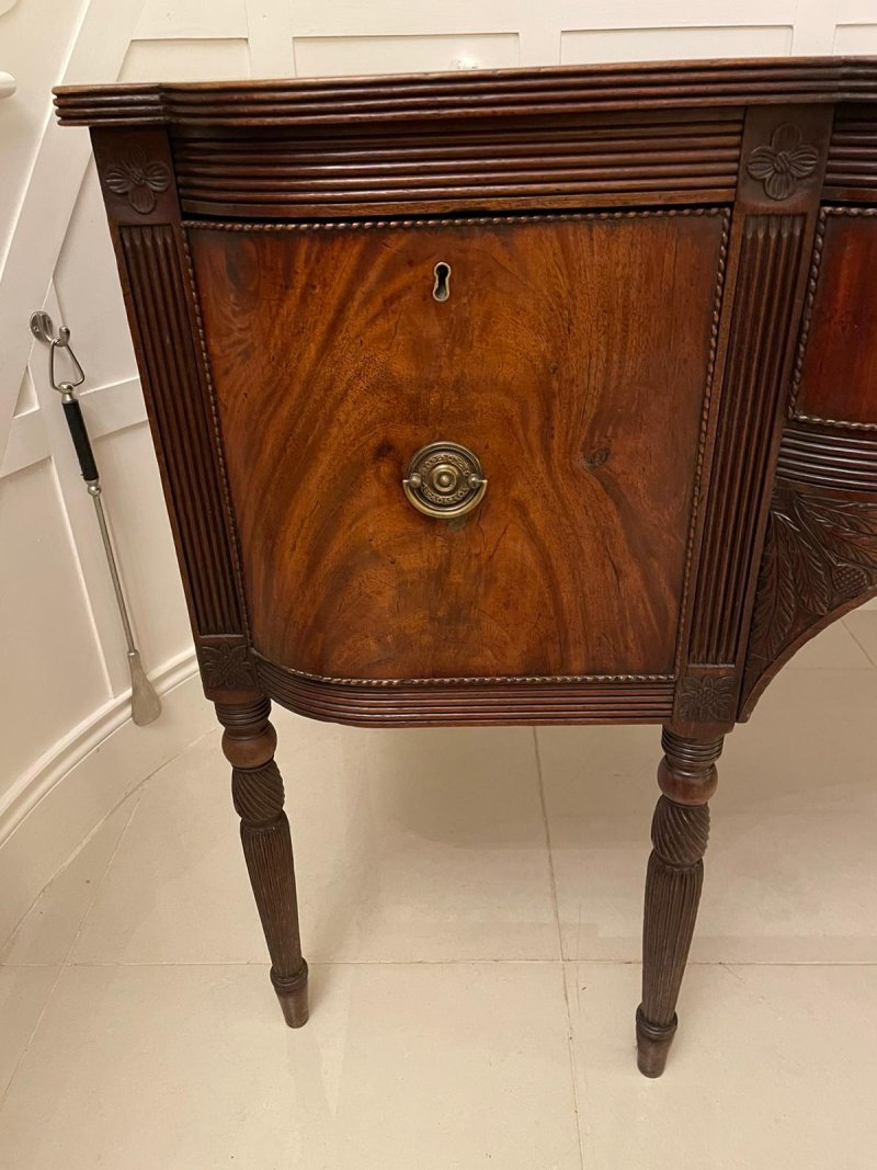 Antique George III Quality Figured Mahogany Breakfront Sideboard - Image 9